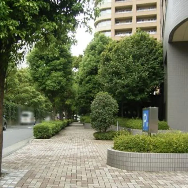 Nishiwaseda Higashi Wing - Exterior - ["Plant", "Building", "Leaf"]