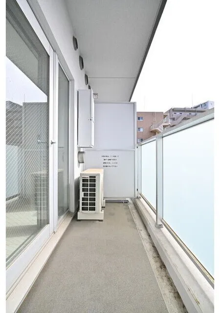 Harmony Residence Tokyo Musashinoeki WEST SIDE - Interior - ["Floor", "Flooring", "Composite material"]