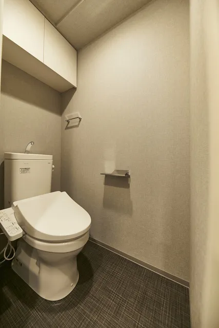 BCN Residence Hatchobori - Interior - ["Toilet seat", "Toilet", "Plumbing fixture"]