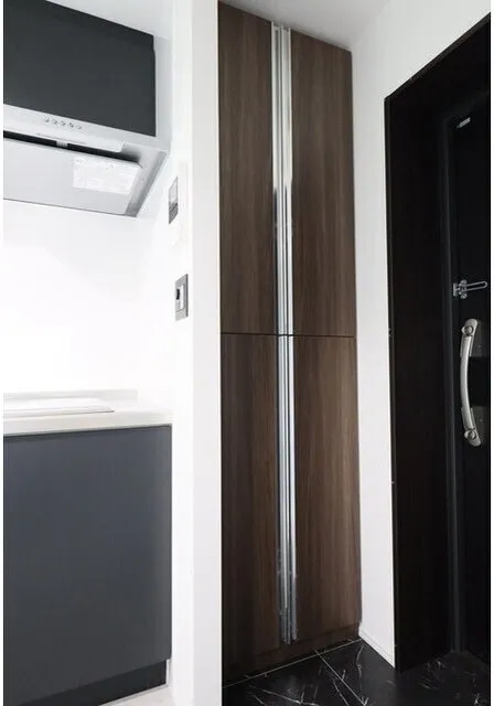 Crescer Nishikoyama - Interior - ["Wood", "Flooring", "Interior design"]