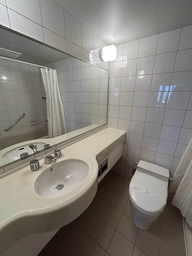 Esty Maison Shirokanedai - Interior - ["Bathroom", "Bathroom Sink", "Plumbing fixture"]