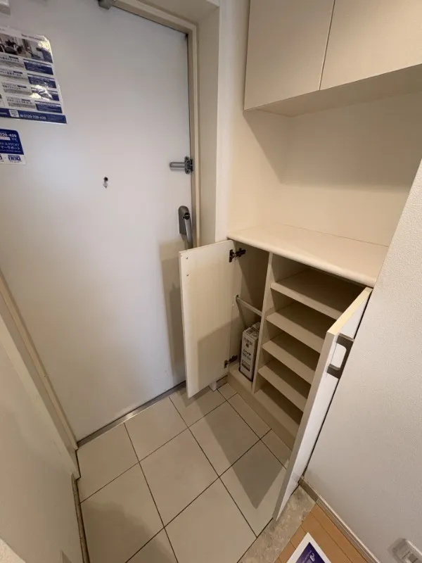 Residia Tsukiji - Interior - ["Flooring", "Wood", "Floor"]