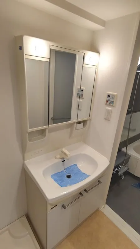 Residia Tsukiji - Interior - ["Bathroom Sink", "Plumbing fixture", "Sink"]