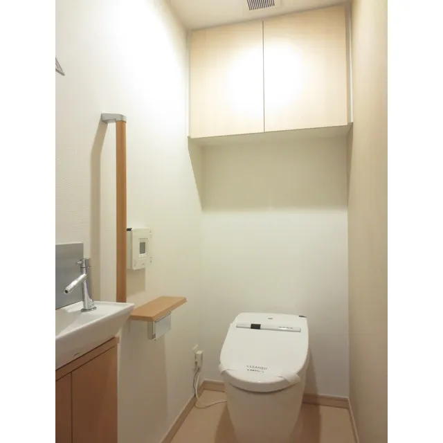 Soalanome Himonya - Interior - ["Property", "Room", "Bathroom sink"]