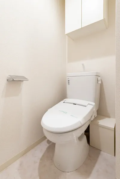 Prestyle Sumiyoshi - Interior - ["Toilet seat", "Toilet", "Plumbing fixture"]