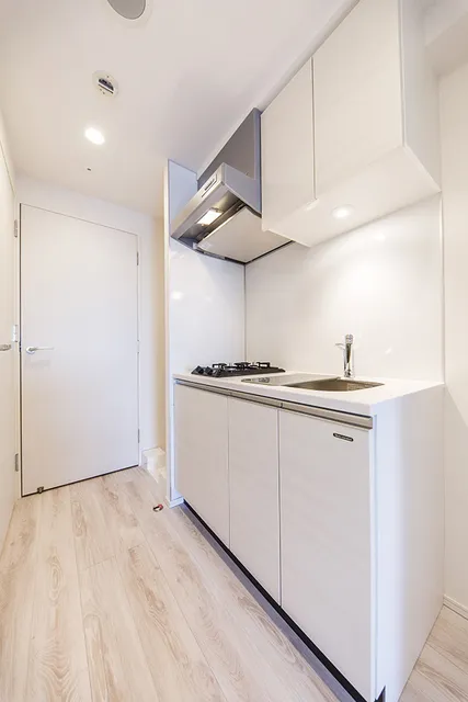 Lions Forsia Gotanda - Interior - ["Cabinetry", "Countertop", "Property"]