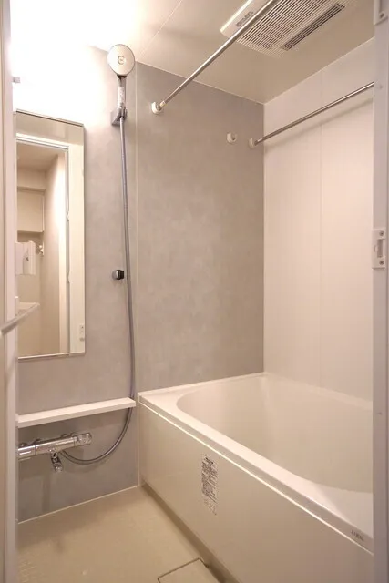 J.GRAN Court Shinagawa Nishioi WEST - Interior - ["Plumbing fixture", "Flooring", "Bathroom"]