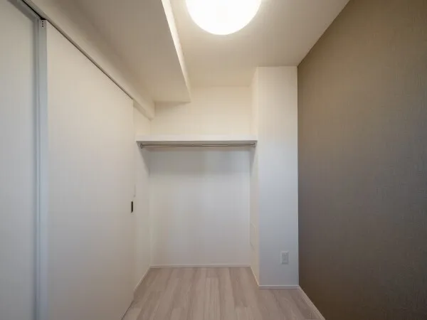 Brillia Ist Asakusa - Interior - ["Flooring", "Wall", "Floor"]