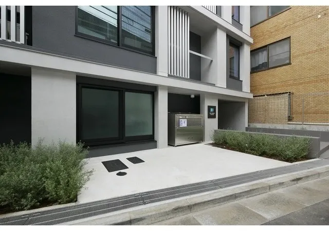 Well Square Yawata-Yama - Exterior - ["Apartment", "Condominium", "Grey"]