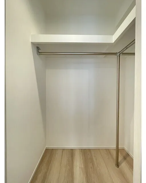 Season Flats Omorinishi - Interior - ["Wood", "Flooring", "Floor"]