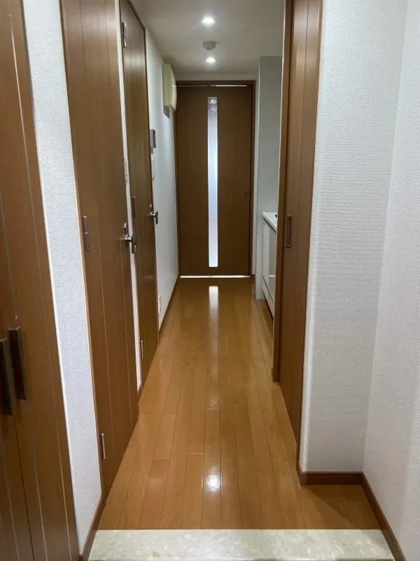 Sun God Duo Stage Kameido - Interior - ["Flooring", "Wood", "Floor"]