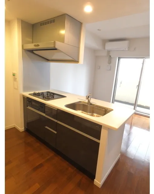 LaSante Gotanda - Interior - ["Kitchen", "Major appliance", "Kitchen Appliance"]
