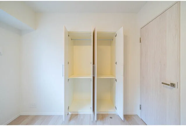 Comforia Nishiwaseda - Interior - ["Wood", "Flooring", "Floor"]