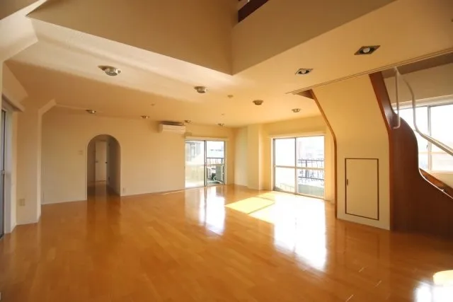 Ishikawa Building - Interior - ["Flooring", "Floor", "Wood"]
