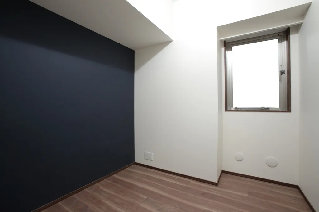 Blanciesta Hakusan - Interior - ["Fixture", "Window", "Wood"]