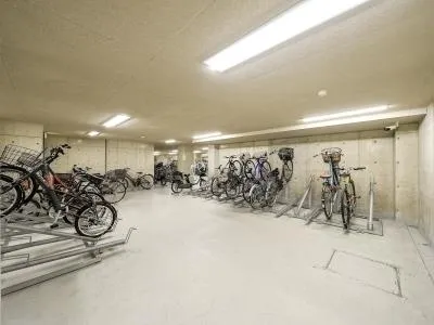 Prime Urban Shinjuku Natsumezaka Tower Residence - Other - ["Tire", "Wheel", "Bicycle"]