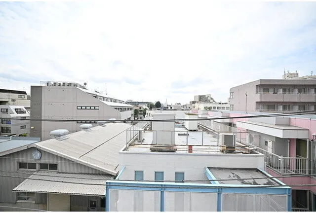 False Class Takadanobaba - Interior - ["Daytime", "Urban area", "Residential area"]