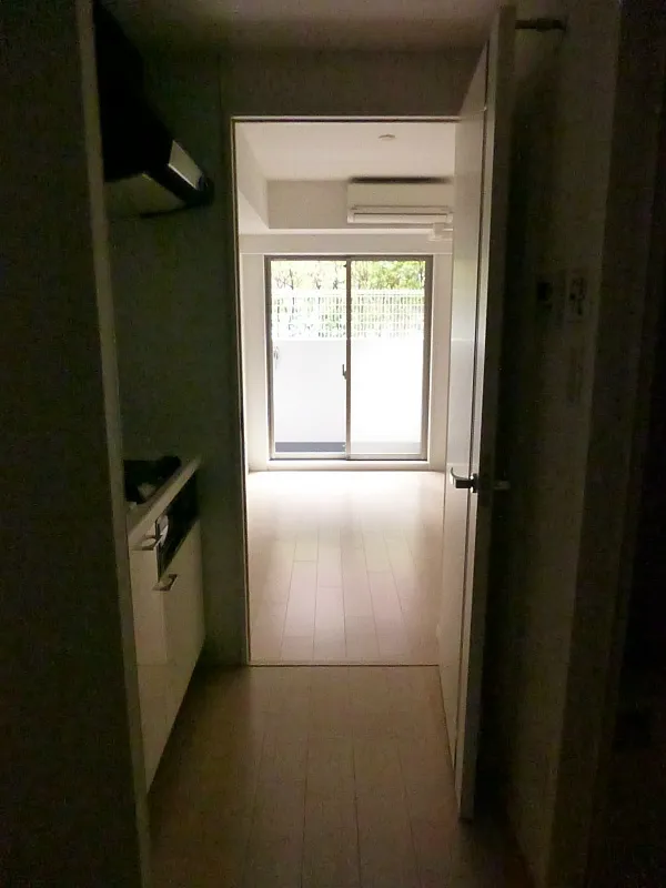 RESIDIA Kamiochiai - Interior - ["Property", "Building", "Window"]