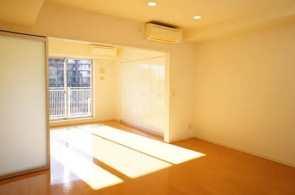 Brillia Ist Sangenjaya Ivy Terrace - Interior - ["Window", "Property", "Fixture"]