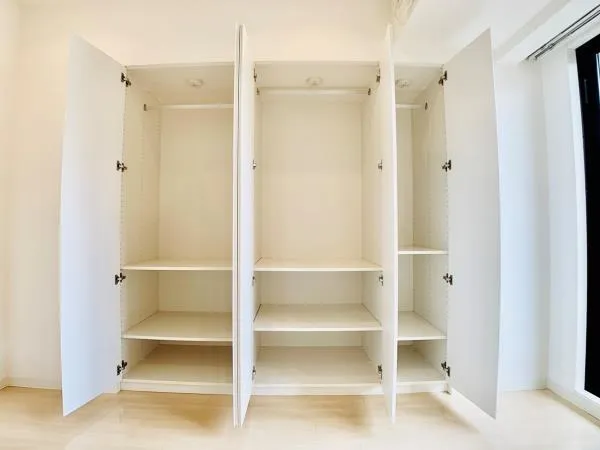 Brillia Ist Kitazawa - Interior - ["Wood", "Building", "Shelving"]