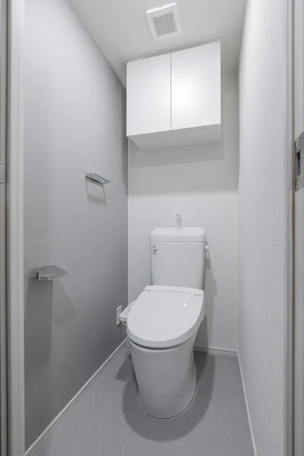 Clarity Magome - Interior - ["Toilet seat", "Toilet", "Plumbing fixture"]