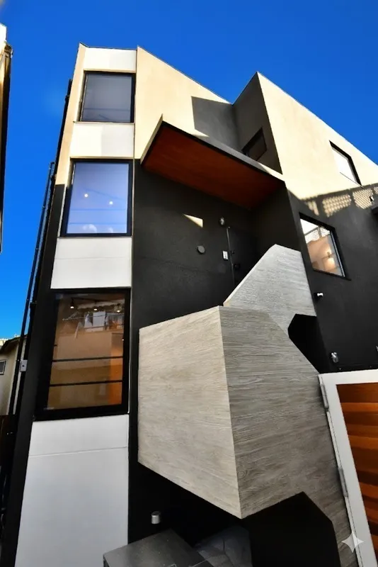 PREAS SHIBUYAHONMACHI - Exterior - ["Apartment", "Urban design", "Composite material"]