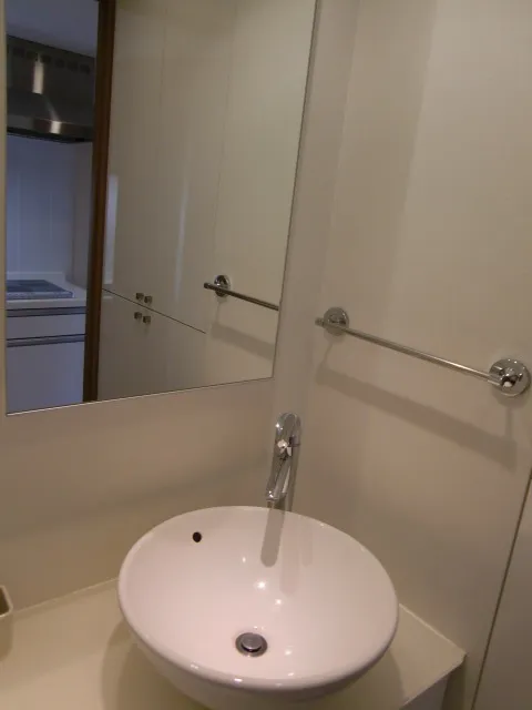 Residia Bunkyo Hongo - Interior - ["Bathroom Sink", "Plumbing fixture", "Bathroom"]