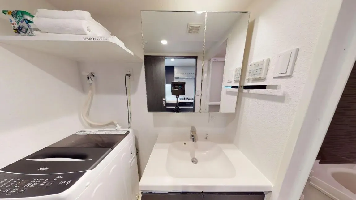 Hmlet Daitabashi - Interior - ["Flooring", "Interior design", "Floor"]