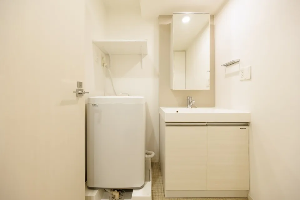Hmlet Shinjuku Tower - Interior - ["Flooring", "Floor", "Interior design"]