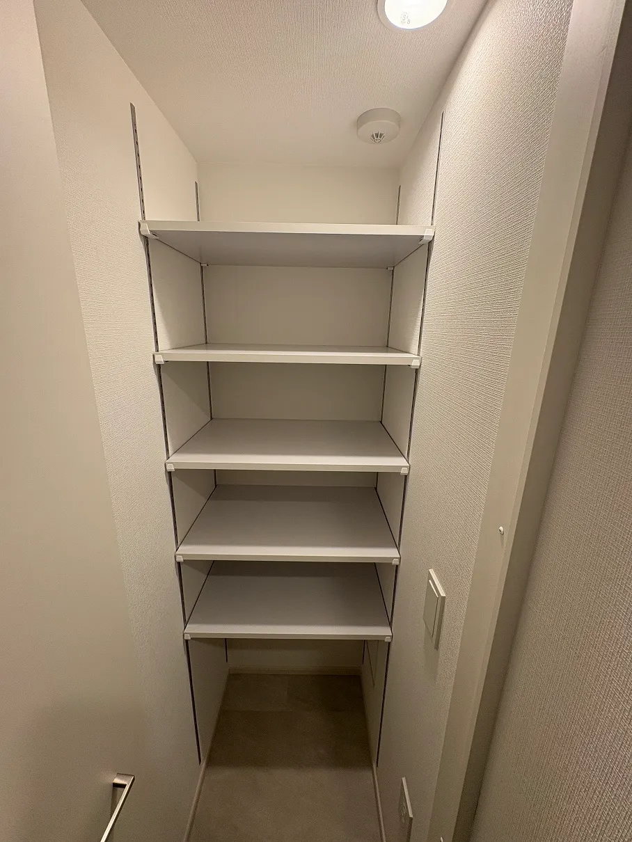Gran Casa Sumiyoshi III - Interior - ["Flooring", "Floor", "Grey"]