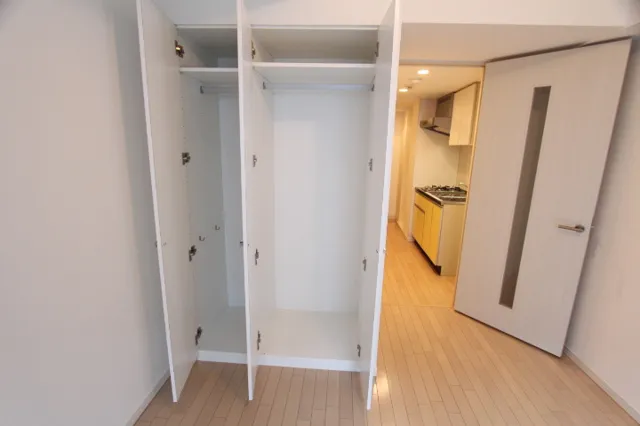 Proud Flat Meguro Yujinto - Interior - ["Flooring", "Wood", "Floor"]