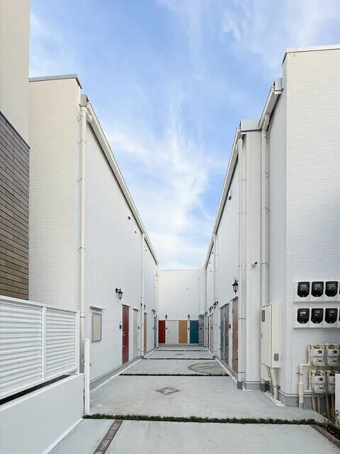 Mihas Ogikubo III - Exterior - ["Floor", "Composite material", "Concrete"]