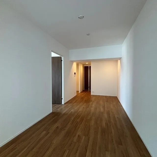 Park Axis Shinagawa Tennozu Isle - Interior - ["Floor", "Flooring", "Wood flooring"]