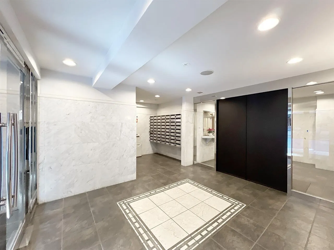 Mynavi STAY Ginza Kyobashi Stream - Exterior - []