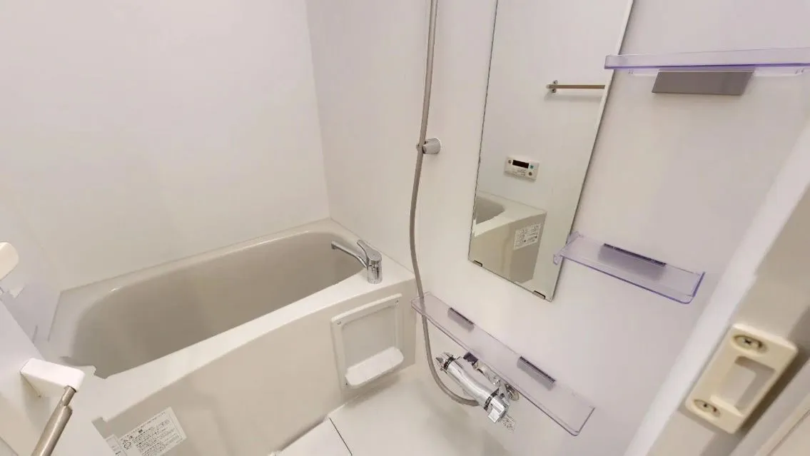 Hmlet Gakugei Daigaku - Interior - ["Plumbing fixture", "Plumbing", "Bathroom"]