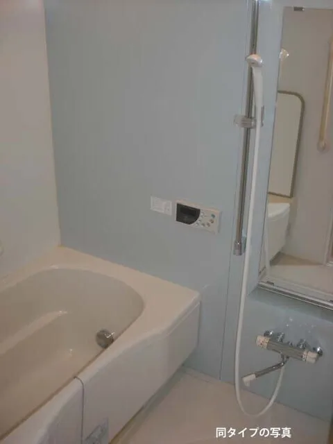 Comforia Shibaura Bauhaus - Interior - ["Plumbing fixture", "Bathroom", "Plumbing"]