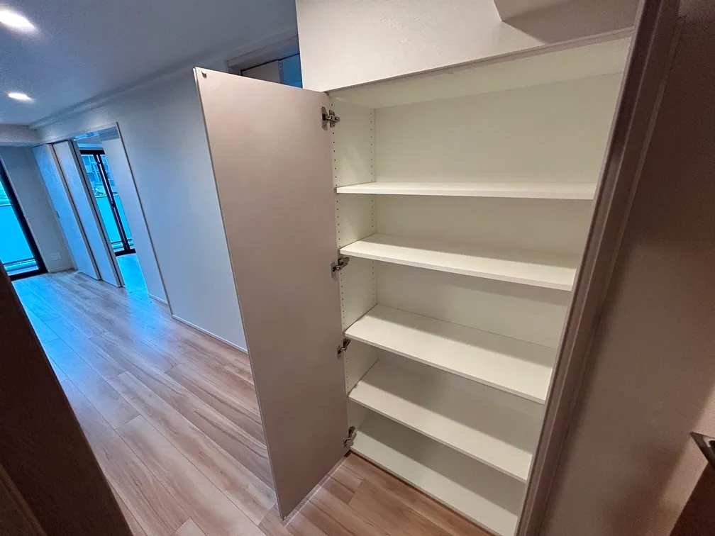 Lefon Progres Shimura Sakaue - Interior - ["Flooring", "Floor", "Wood"]