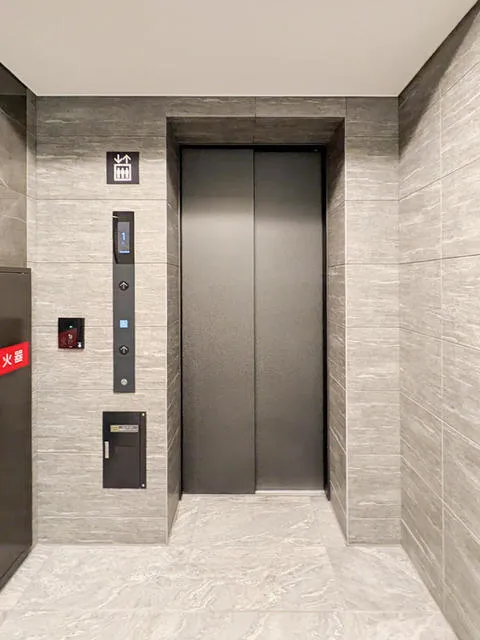 Due Fuchu I - Other - ["Flooring", "Floor", "Glass"]