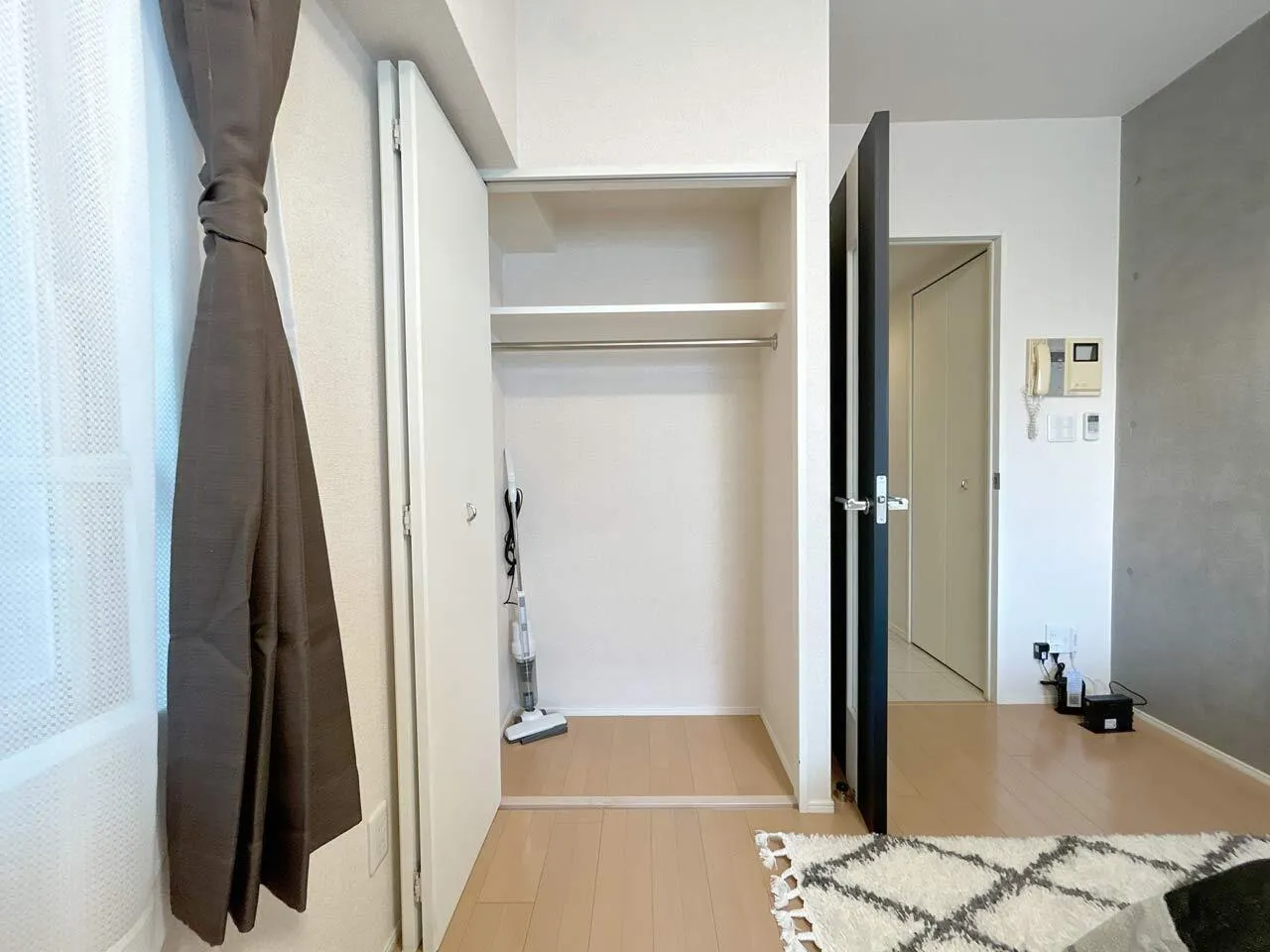 Mynavi STAY Miraie Sangenjaya Taishido - Interior - []