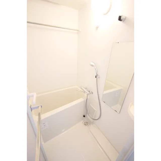 Medio Tsukishima - Interior - ["Plumbing fixture", "Bathroom", "Shower"]