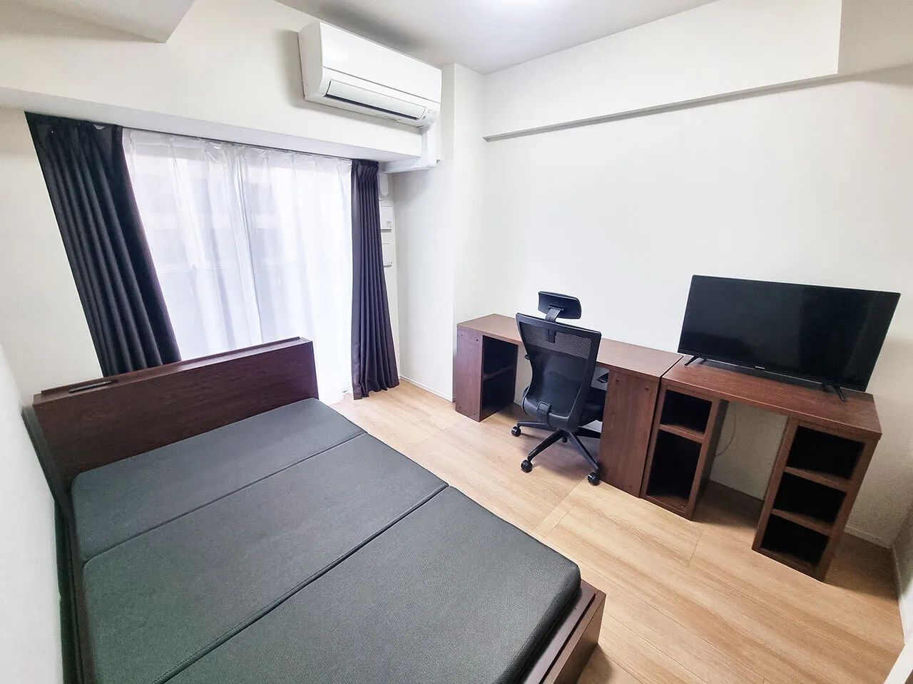 Mynavi Stay Bayside Kachidoki - Interior - ["Furniture", "Flooring", "Floor"]