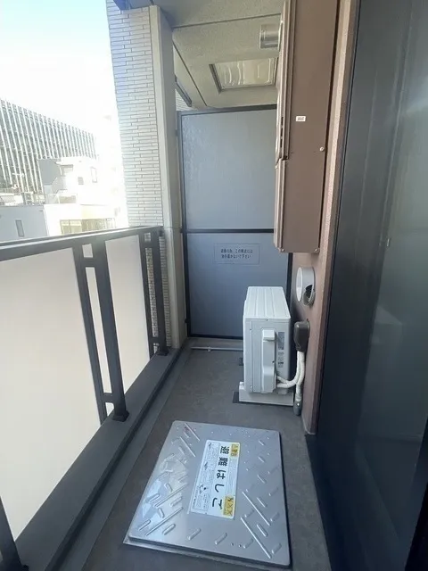 Casa Splendido Azabu Sendaizaka - Interior - ["Fixture", "Automotive design", "Automotive exterior"]