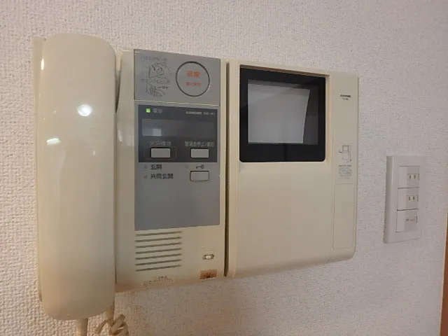 Nihonbashi First Residence - Interior - ["Temperature", "Material property", "Gas"]