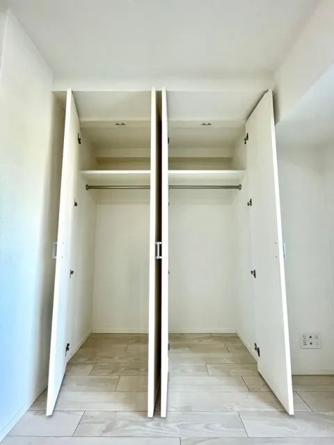 Residia Koenji - Interior - ["Flooring", "Wood", "Floor"]