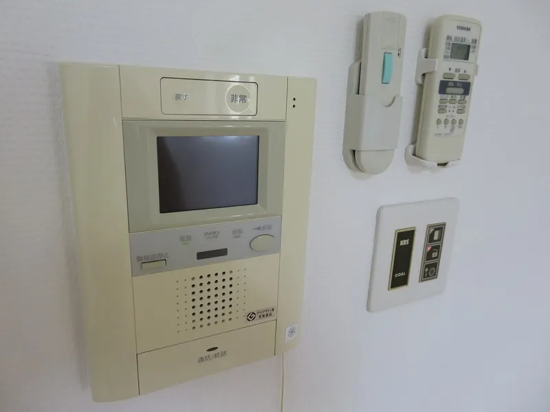 Prospect Monzennakacho - Interior - ["Electronic device", "Machine", "Home Security"]