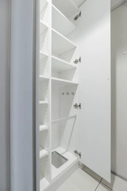 ARKMARK Otsuka - Interior - ["Shelving", "Shelf", "Ceiling"]