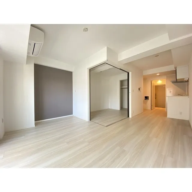 LIBR GRANT Haneda - Interior - ["Property", "Building", "Fixture"]