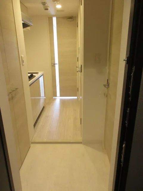 Traditio Monzen Nakacho - Interior - ["Property", "Fixture", "Handle"]