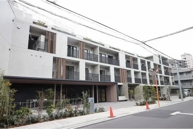 CONTRAL NAKAMEGURO - Exterior - ["Plant", "Window", "Building"]