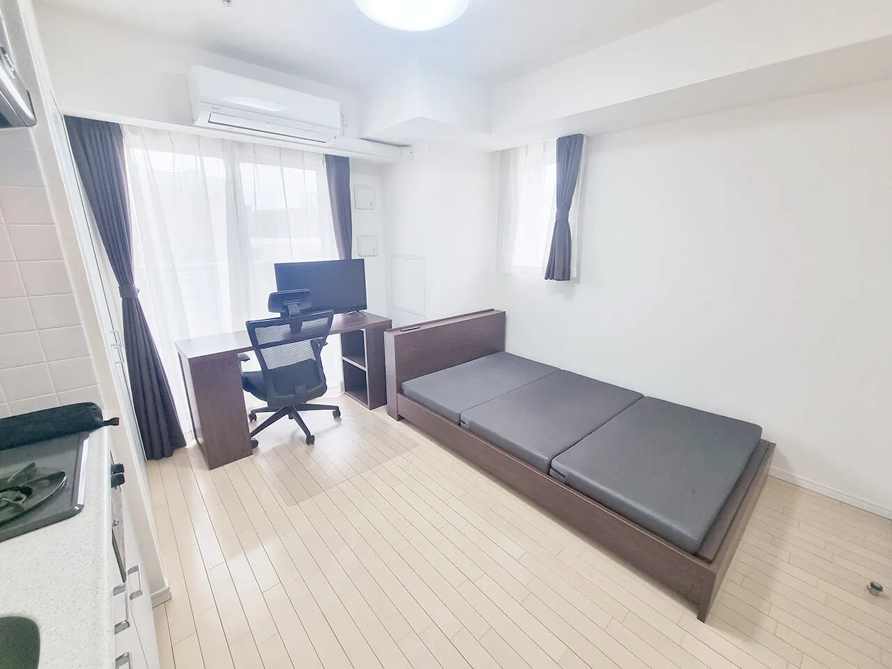 Mynavi Stay Higashishinagawa - Interior - ["Furniture", "Flooring", "Floor"]